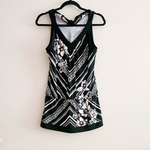 White House Black Market Tunic Tank M